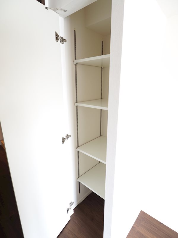 レジディア新御徒町Ⅱ7階 収納