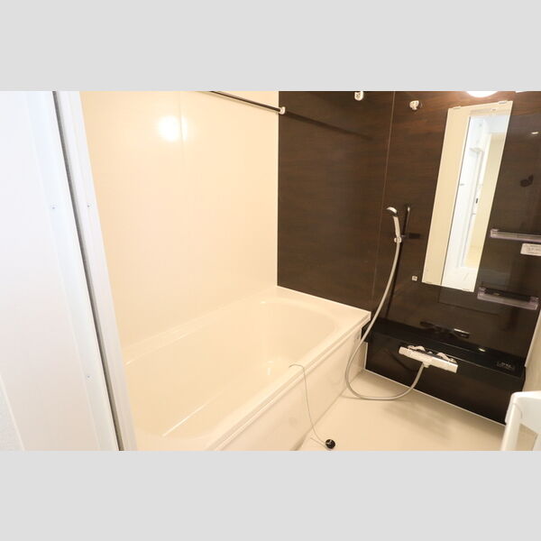 ウィングランデ202号室 浴室