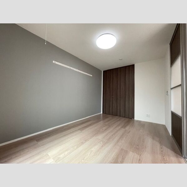 プルミエール新田205号室 205号室　洋室6.8帖