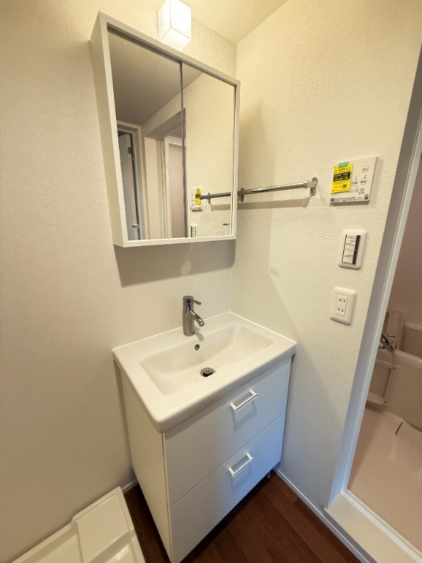 カーサ本木2階 独立洗面台