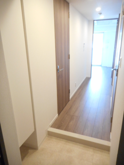 エムフラット秋葉原0703号室 玄関