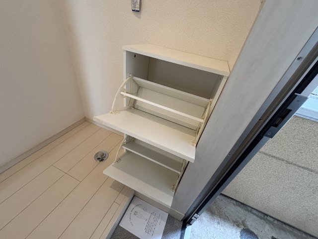 ａｒｖ上大岡0110号室 シューズBOX