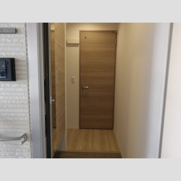 アップルベリーフィールズ301号室 玄関