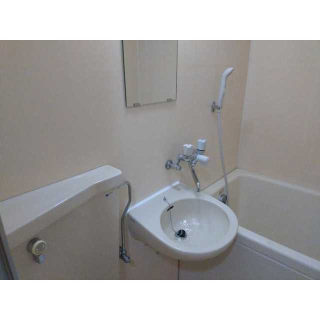 フレクション光が丘104号室 内観