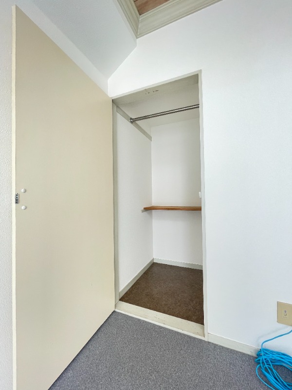 パレス等々力伍番館2階 収納