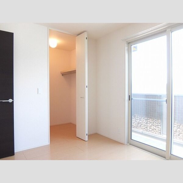 スカイハイム 収納