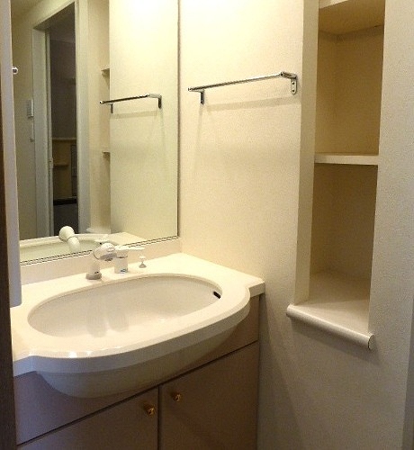 ライオンズマンション南藤沢 洗面台　※2021年5月撮影