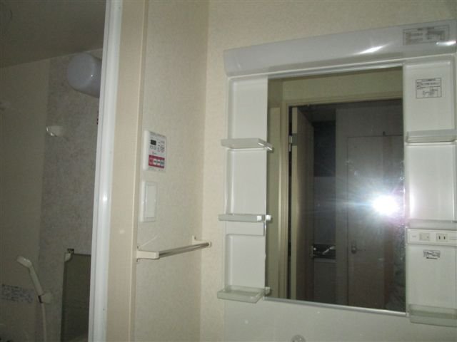 鎌倉みさお館101号室 バス