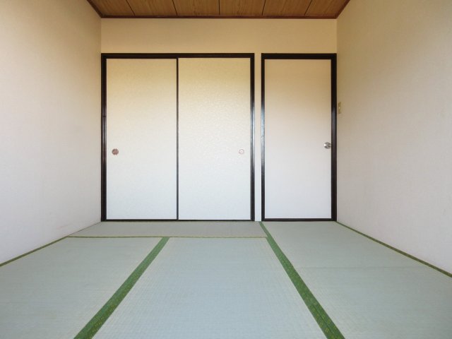 グランデール緑園0310号室 和室　※別号室の参考写真です(現況優先・仕様違いの場合あり)