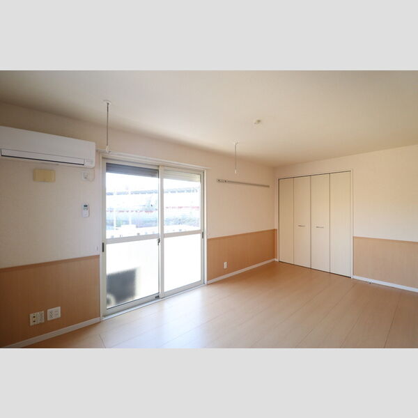 シャルドネ　A 洋室