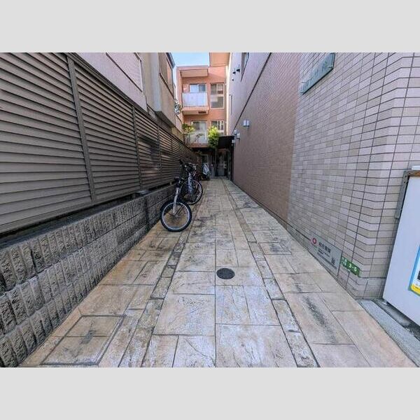 カーサ鈴 駐輪場