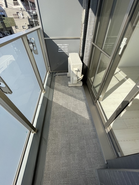 ガーラ・ステーション東神奈川10階 落ち着いた時間を過ごせるバルコニーです