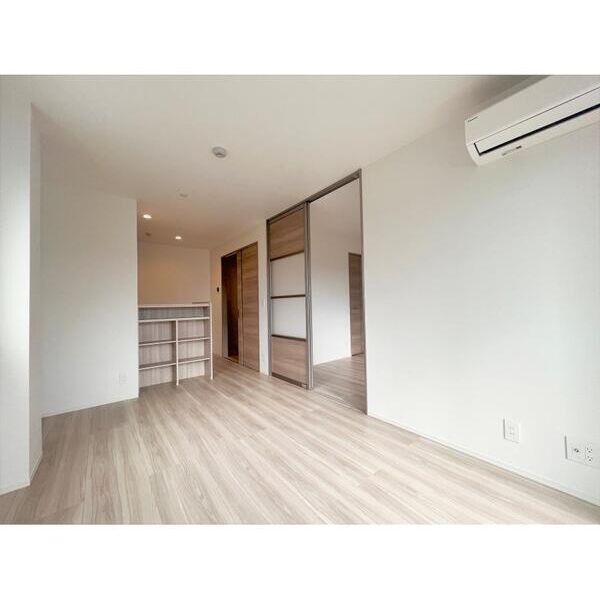 フィレ・デ・フルール101号室 リビング