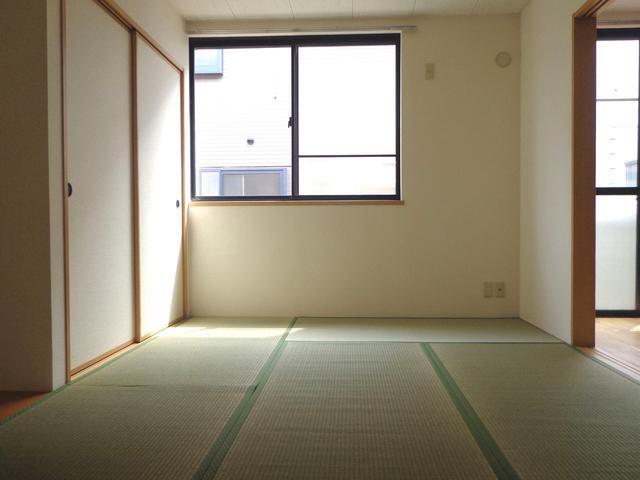 ガーデンハイム1階 内観