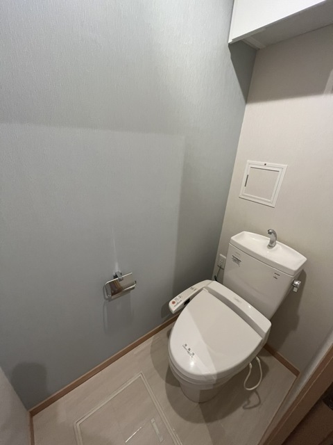 サンジュノラ宮前0101号室 トイレ