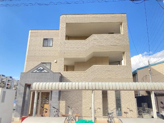 エトワール大和田101号室 外観写真（昼）