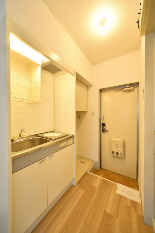 調布イースト1階 バス