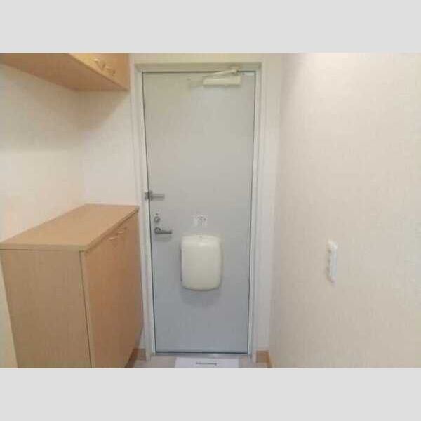 アーク・ド・ルミエール 玄関