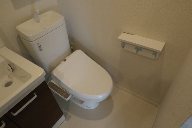 ベイルーム鶴見小野Ⅱ トイレ