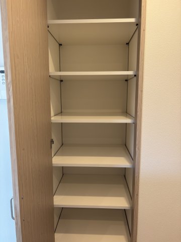 ＬＡＳＡ大崎Ⅴ0201号室 収納