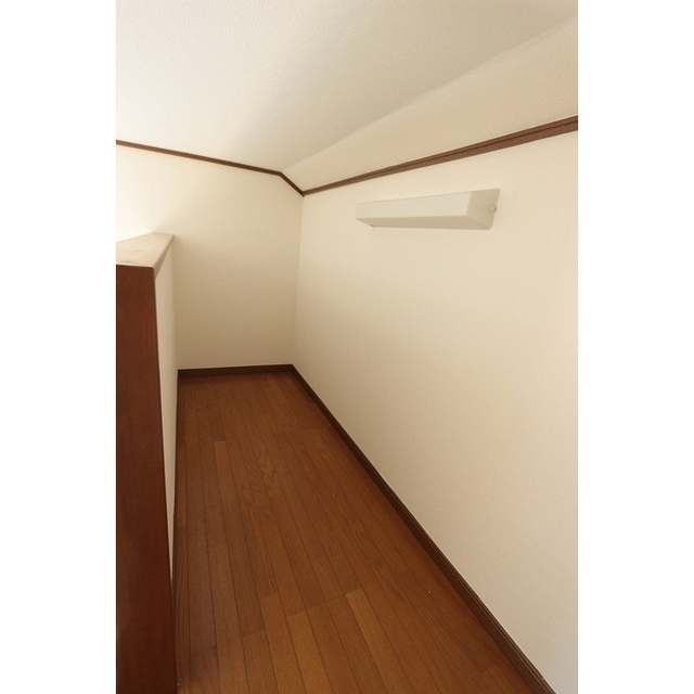 ハイツ高松201号室 ロフト