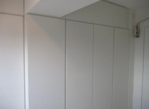 ライオンズ鶯谷マークスフォート 洋室　約6.0畳　壁面収納　※2025年12月撮影の写真