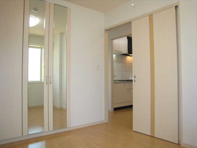 プロニティ・ロマンシェ 洋室