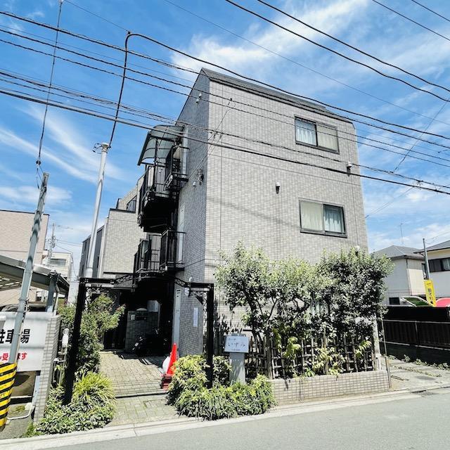 カーサいずみ1階 外観