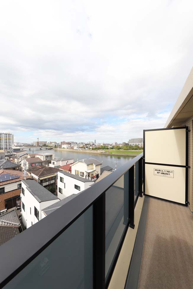 PREMIUM CUBE　王子神谷6階 内観