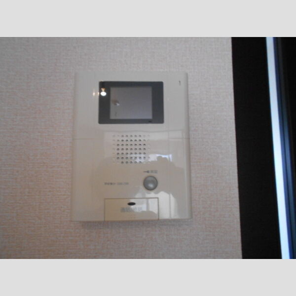 モナリエ　カワムラ102号室 テレビインターホン