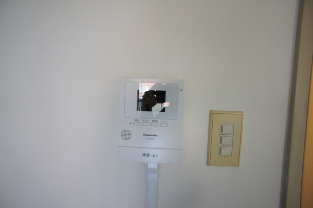 クレール和光0305号室 カラーモニターホン完備！
