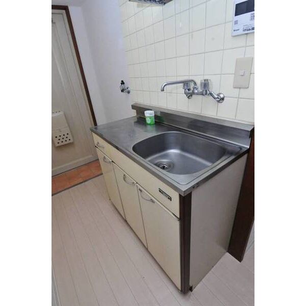 メゾン・ド・原宿0202号室 キッチン