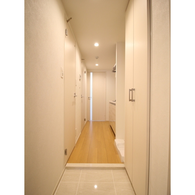 プレール・ドゥーク赤塚105号室 玄関