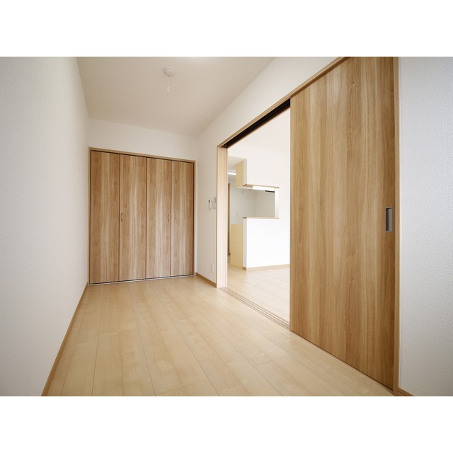 クレール 在家町102号室 内観