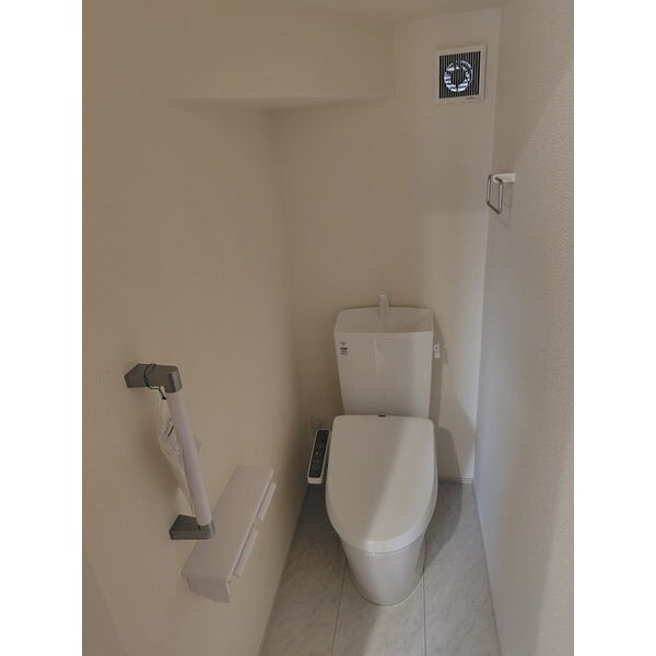 Sumai-to川越市かすみ野09 トイレ