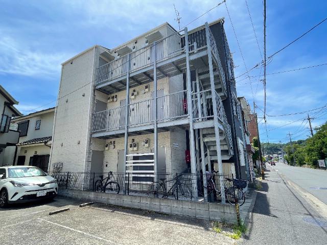 ミルフルール阪東橋3階 外観