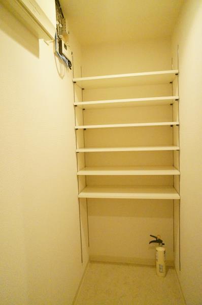 Ｂｒｉｌｌｉａ　ｉｓｔ　三軒茶屋　ブラッサムテラス3階 玄関