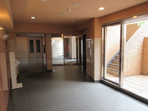 ジェイパーク神楽坂 エントランス