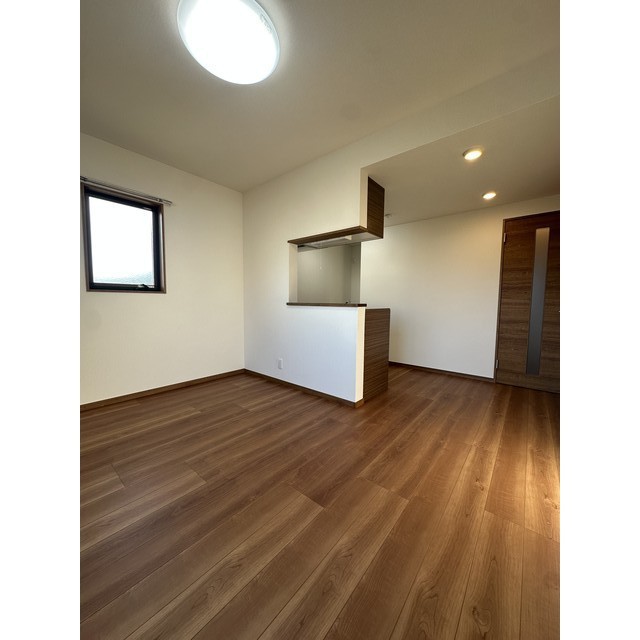 コントレイルⅡ105号室 内観