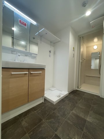 ルオーレ上北沢駅前0401号室 ロビー