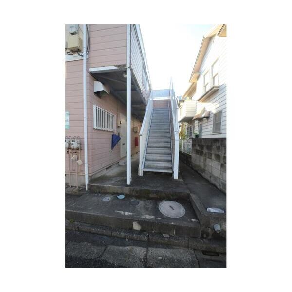 メゾンドール旭 エントランス