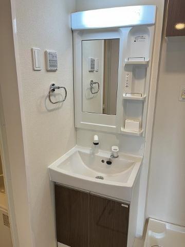 テンポ・フェリーチェ栄102号室 洗髪洗面化粧台