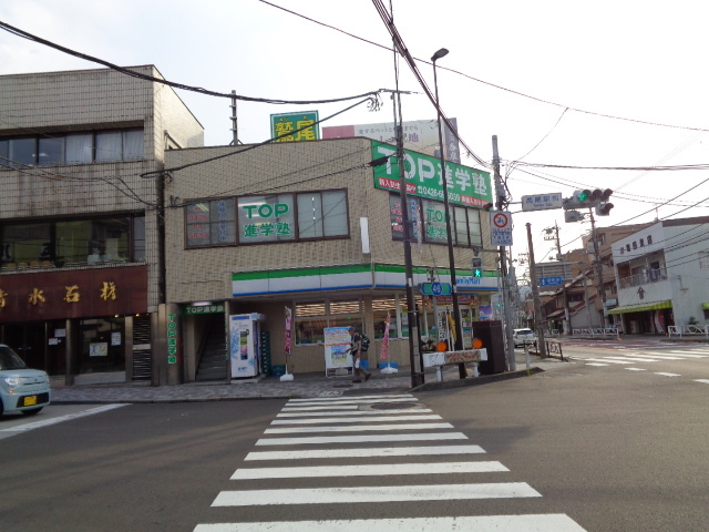 リバーサイド小林0203号室 ファミリーマート秀栄高尾駅北口店