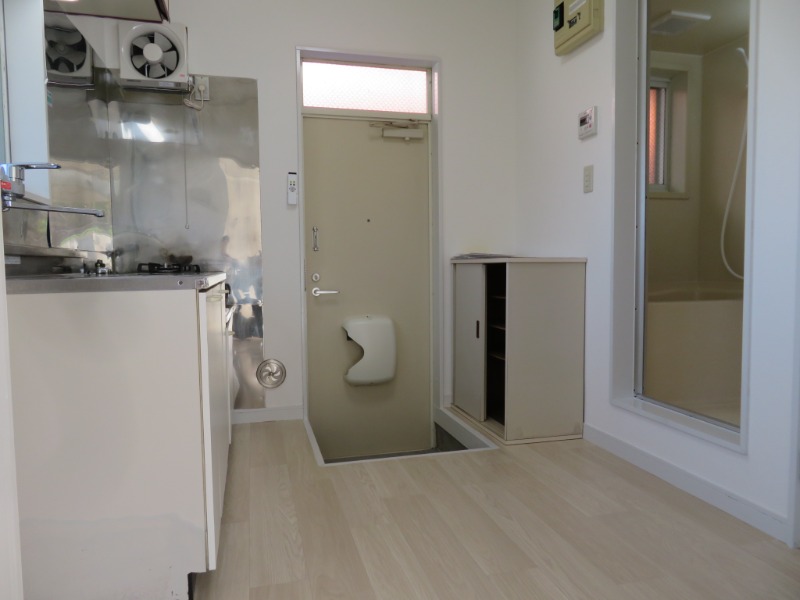 ファーストハイツB1階 内観