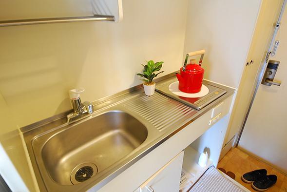 クレセントハイム 玄関