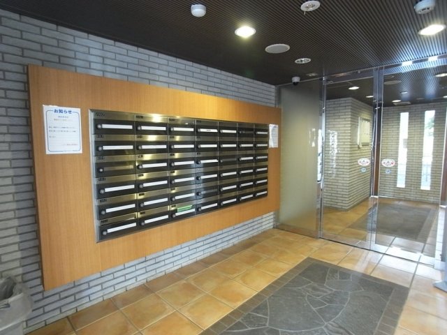 レガロ飛鳥山3階 エントランス