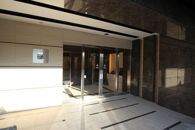 コンシェリア目黒 ＴＨＥ ＲＥＳＩＤＥＮＣＥ309号室 エントランス