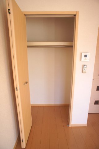 スプリングコート 収納