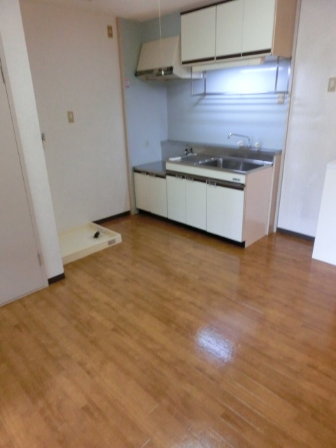 飯田マンション1階 内観