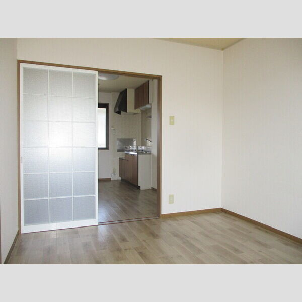 メゾン・セス201号室 洋室